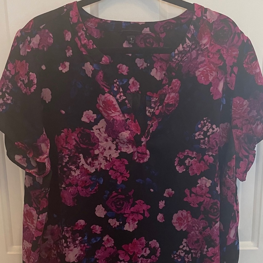 Torrid Women Black Pink Floral Georgette  Top Blouse 2 (18/20) Career Dark